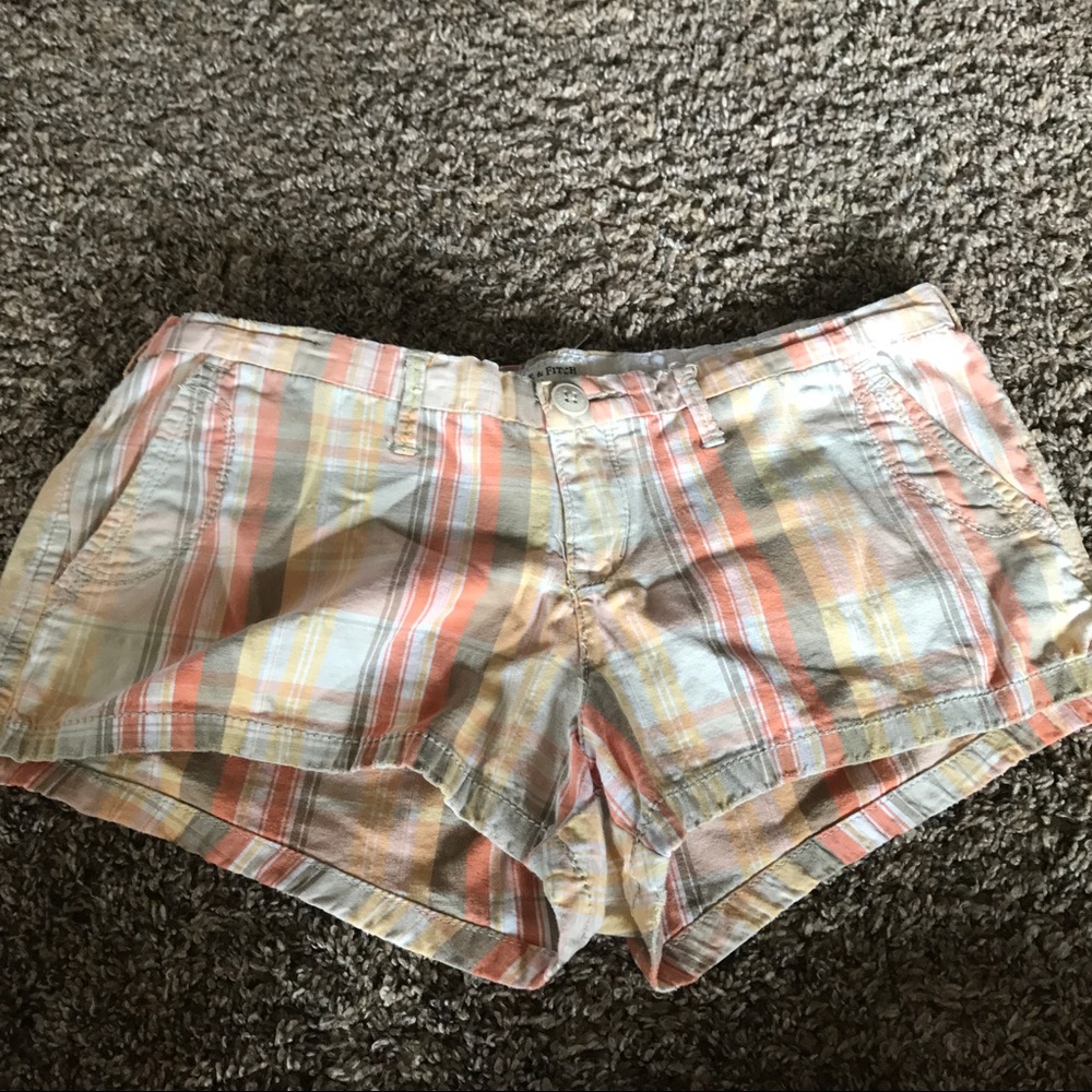 Abercrombie sz4 cute shorts
